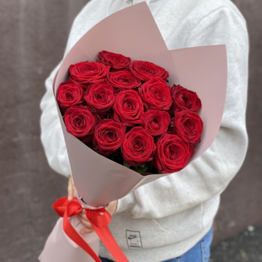 Passion and Romance: 15 Red Roses