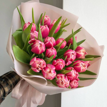 Bukiet z 21 tulipanów — Stylowy bukiet wiosenny