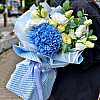 Blumenstrauß mit Hortensie