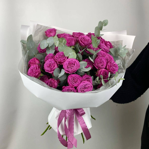 Bouquet der pionenförmigen Rosen