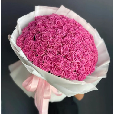 Bouquet de 101 roses roses