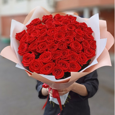 51 red roses 60 cm