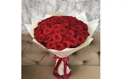 51 rosas rojas en Estambul