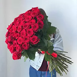 31 червона троянда 80 см