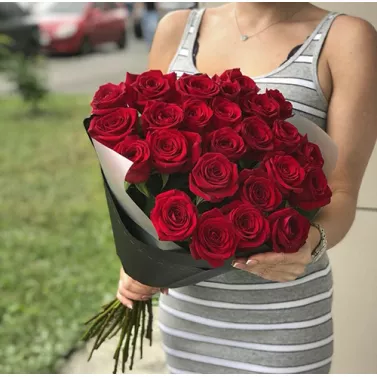 31 червона троянда 60 см