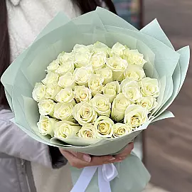 Buquê de 35 rosas brancas