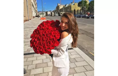 Por qué vale la pena pedir flores con entrega online: 7 principales ventajas