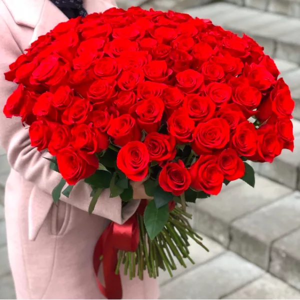 Букет із 101 троянди «Серце в подарунок»