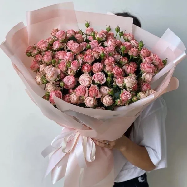 Букет кущових троянд – 25 шт