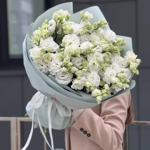 Букет из 15 эустом