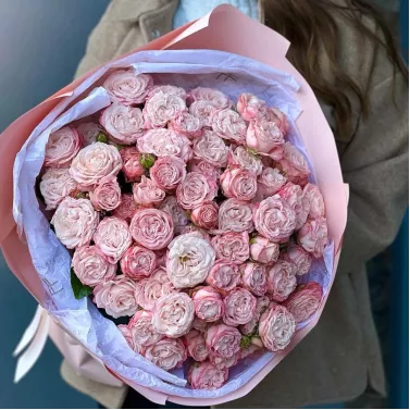 Букет кустовых роз