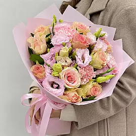 Bouquet de roses et d’eustomas pour toutes les occasions