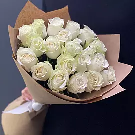Strauß „Reine Liebe“ – 19 weiße Rosen