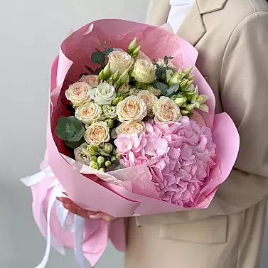 Blumenstrauß „Zarter Akzent“