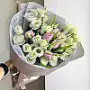 Ramo primaveral con tulipanes y eustoma