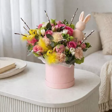 Великодня композиція в коробці «Весняний зайчик»