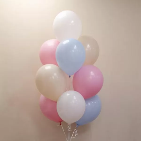 Композиция из шариков «Нежный праздник»