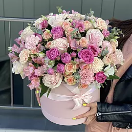 Bouquet in a Box “Floral Delight”