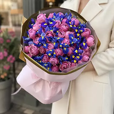 “Pink and Blue Dream” — Bouquet of Roses and Irises