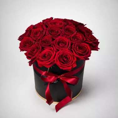 Trauerkomposition mit 26 Rosen in einer Box
