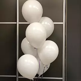 Composição de balões “Brilho branco”