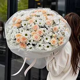 Buquê de flores « Delicadeza exuberante »