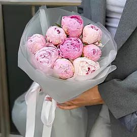 Buket: 9 şakayık