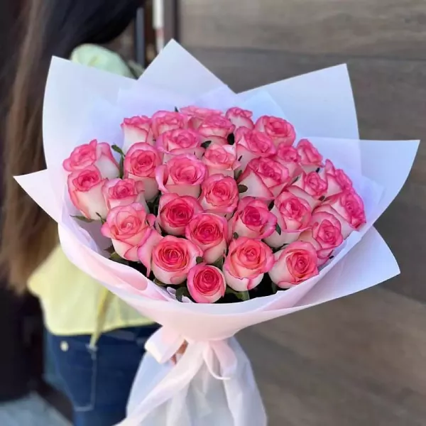 Bouquet di 35 rose Jumilia