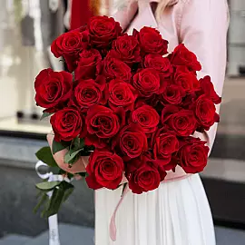 25 rosas rojas